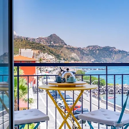 Mari Sea Апартаменты