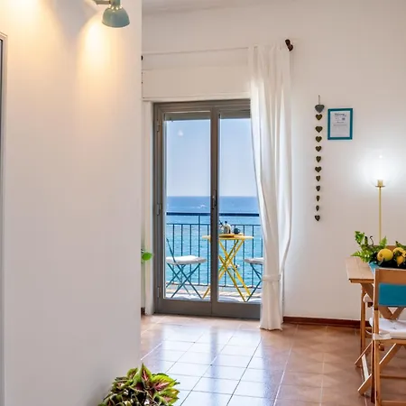 Mari Sea Apartment Giardini Naxos