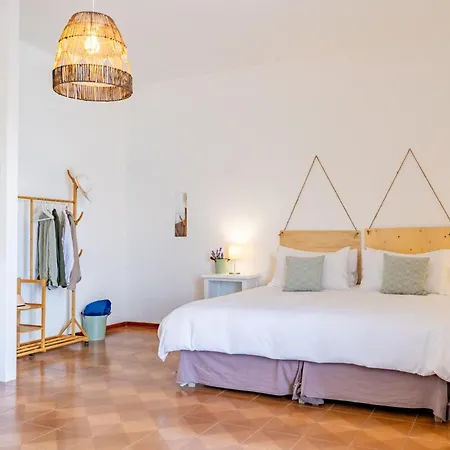 Mari Sea * Джардини-Наксос