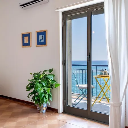 Апартаменты Mari Sea