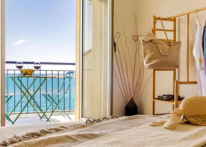 Mari Sea アパート