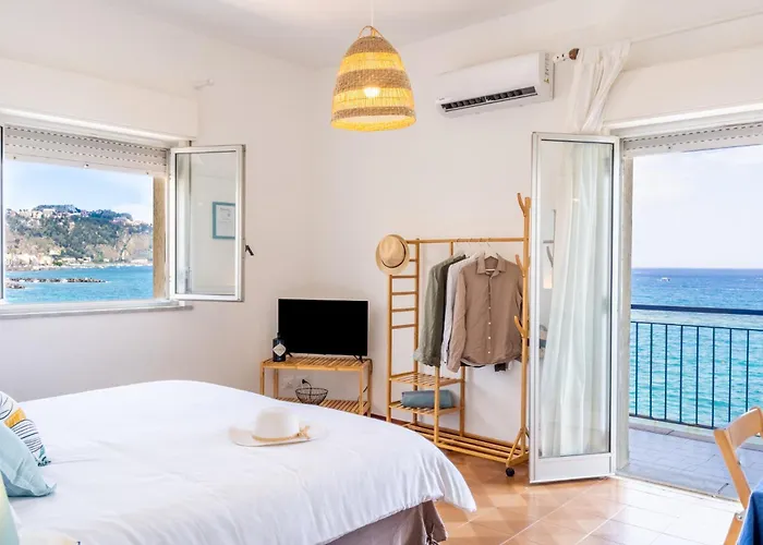 アパート Mari Sea