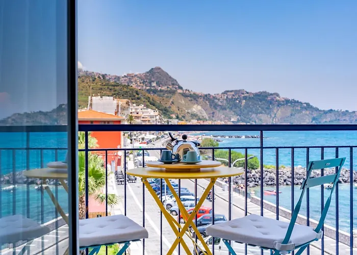 Mari Sea アパート